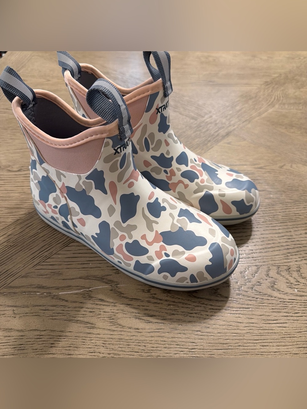 XTRATUF Women’s Ankle Deck Boot – Waterproof Slip-Resistant Ankle Deck Boots